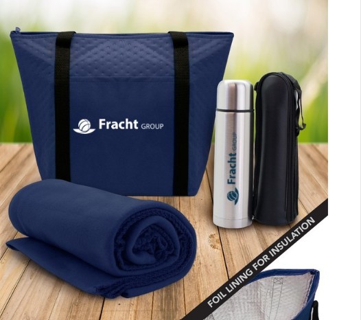 Fracht Group holiday three-piece stay warm travel kit